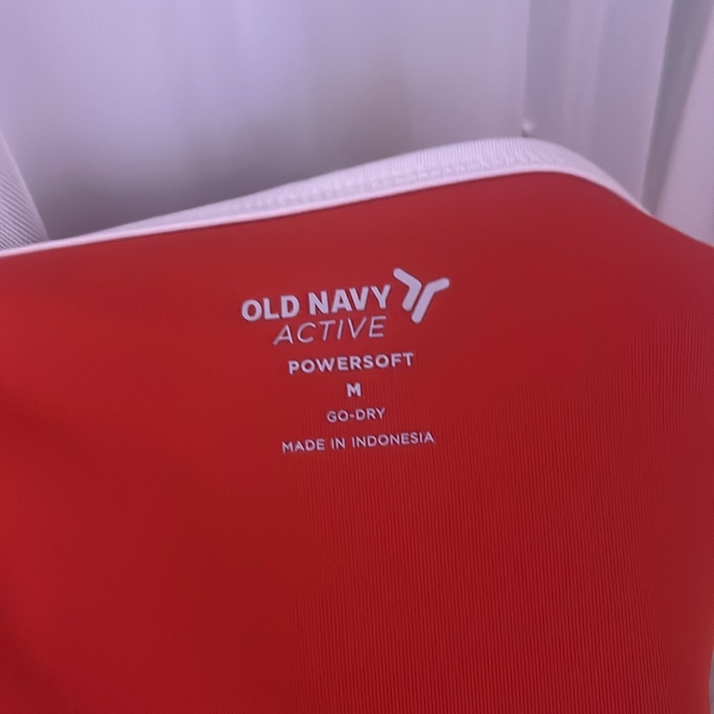 Old Navy Red V-Neck Crop Top with White Trim - Picture 3 of 4